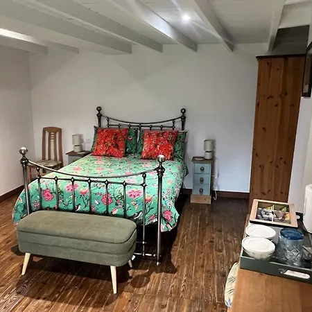 The Little Robin Frühstückspension