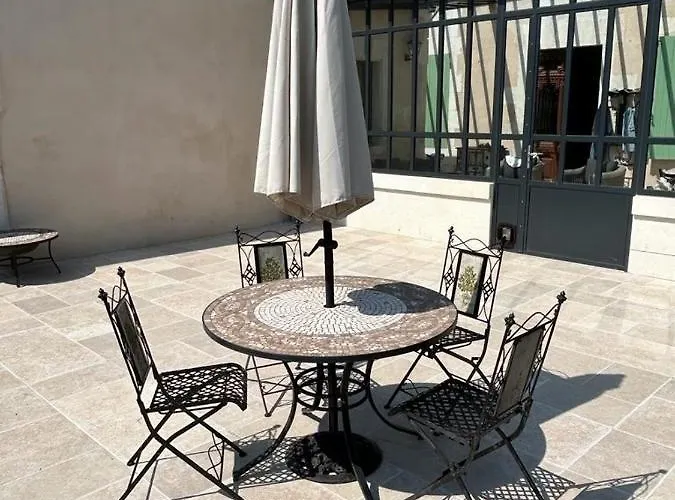 Bed & Breakfast The Little Robin Chevanceaux